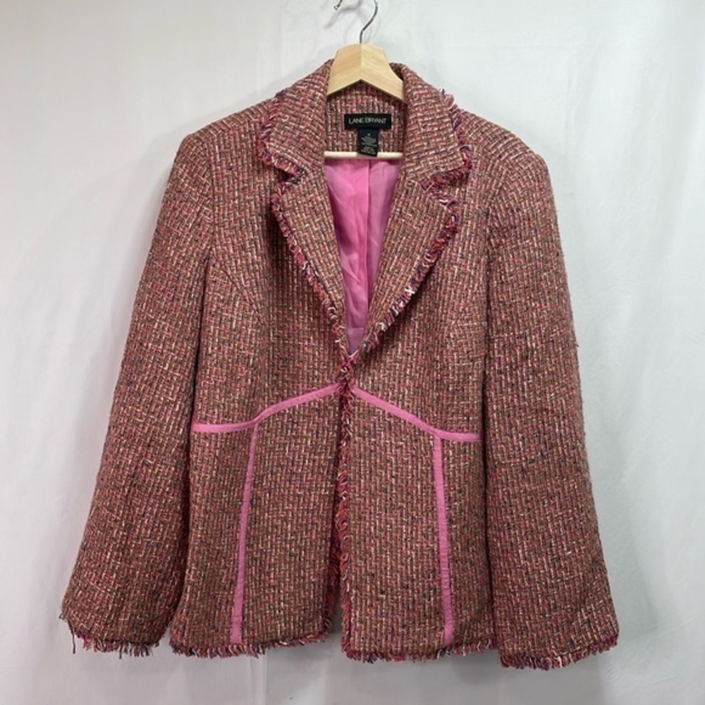 🌮 Lane Bryant, pink and tan boucle frayed edge blazer